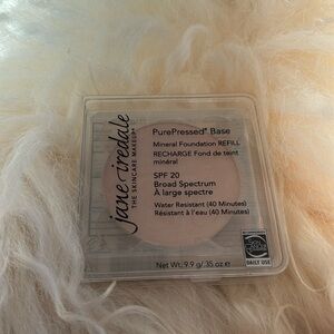 Jane Iredale Foundation